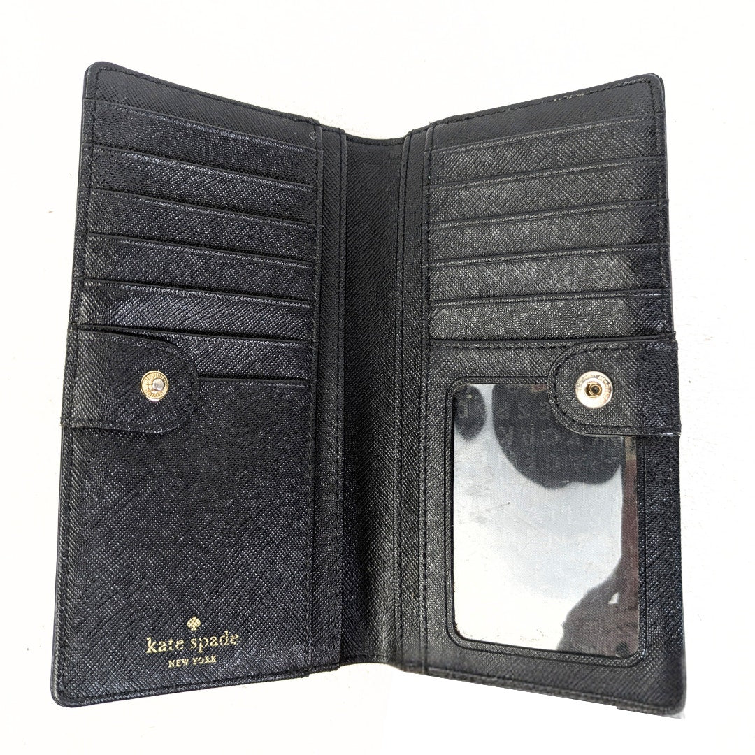 The Interior of the Kate Spade Laurel Way Stacy Bi-fold Wallet.