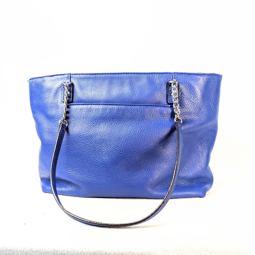 Pre-owned Michael Kors Jet Set East West Chain Tote Bag in Blue photographed from the back side.