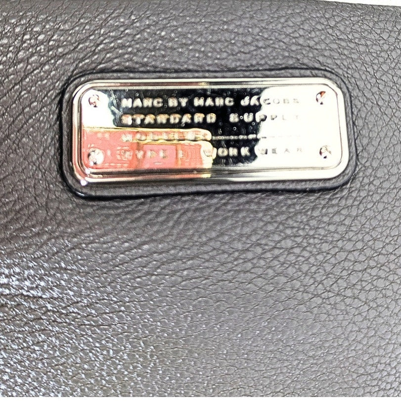 Pre-loved Marc by Marc Jacobs Small Q Percy Leather Crossbody Bag