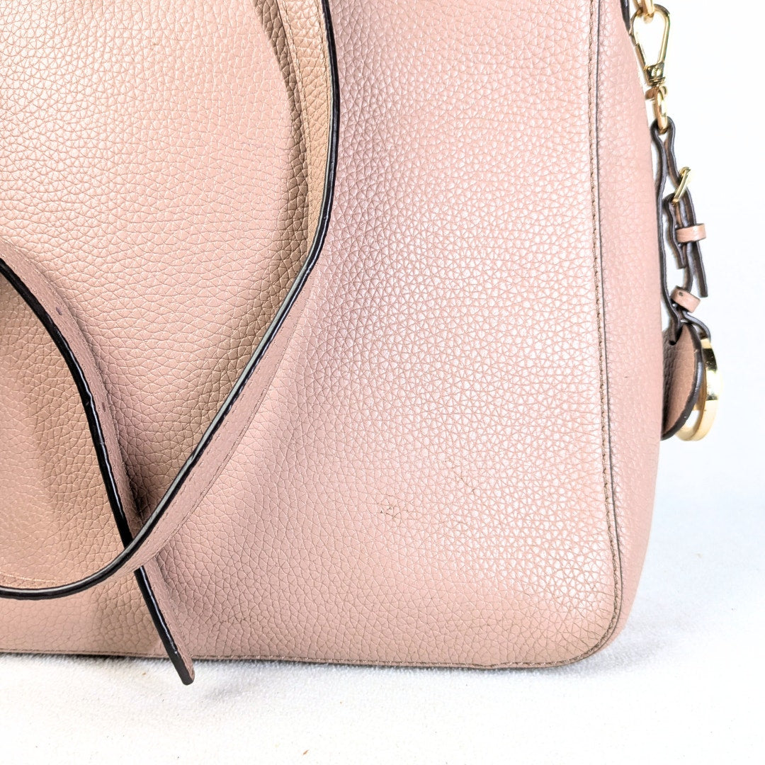 Pre-loved Michael Kors Jet Set Large Saffiano Leather Messenger Bag