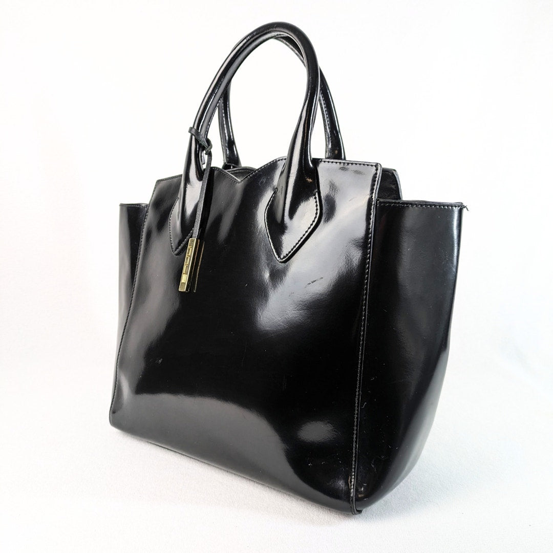 Pre-owned Innue Black Glossy Genuine Leather Handbag