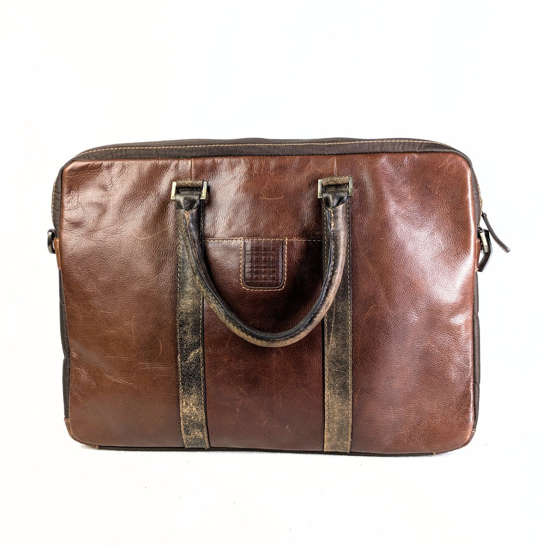 Pre-loved BOCONI Leather Briefcase