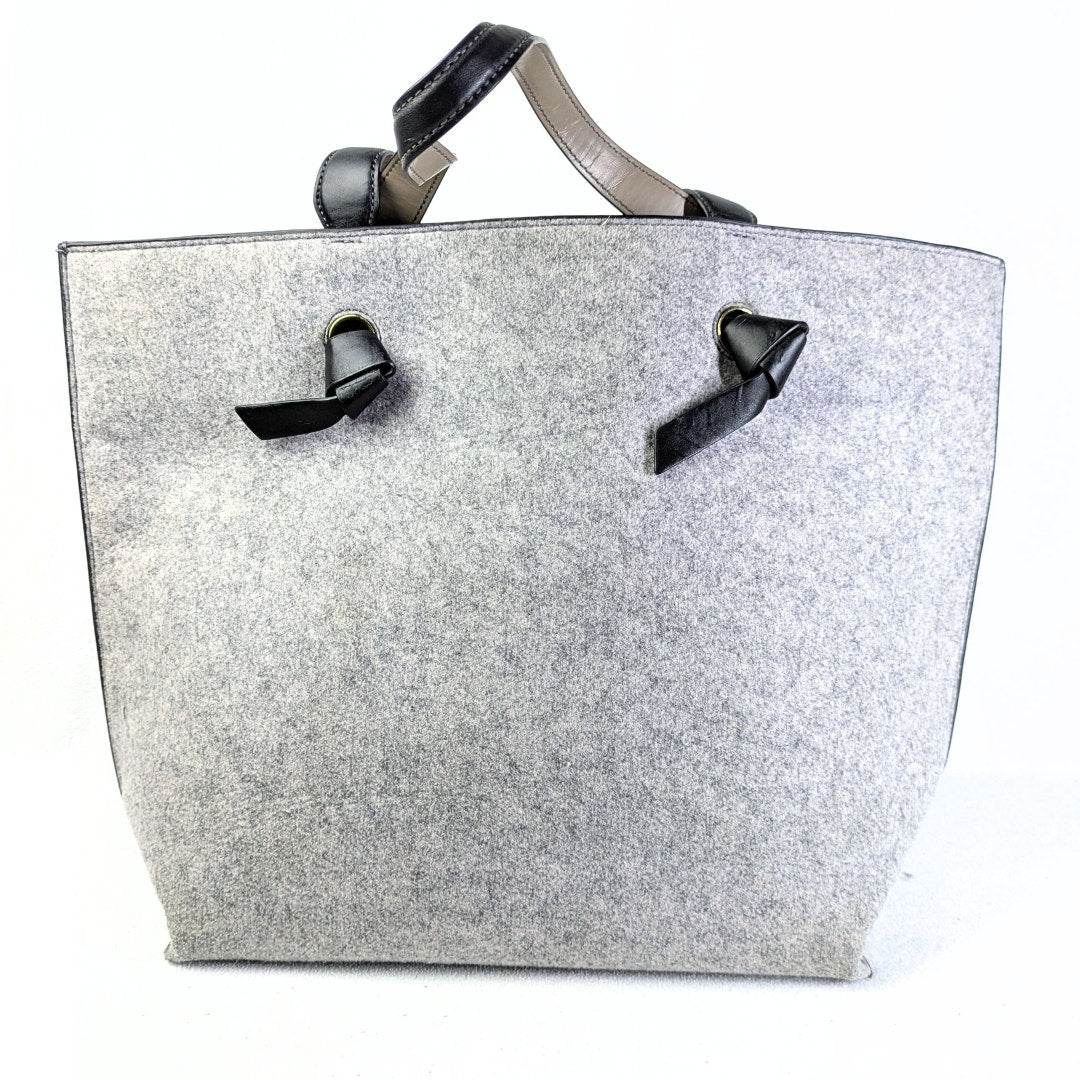 Pre-owned Tory Burch Two-Tone Grey Trimmed Wool Shopper Bag photographed from the back side. 