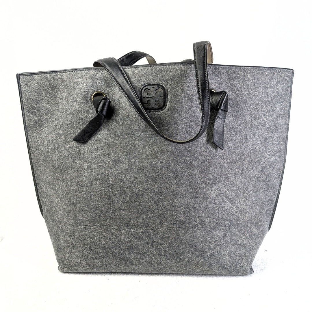 Pre-owned Tory Burch Two-Tone Grey Trimmed Wool Shopper Bag photographed from the front side. 