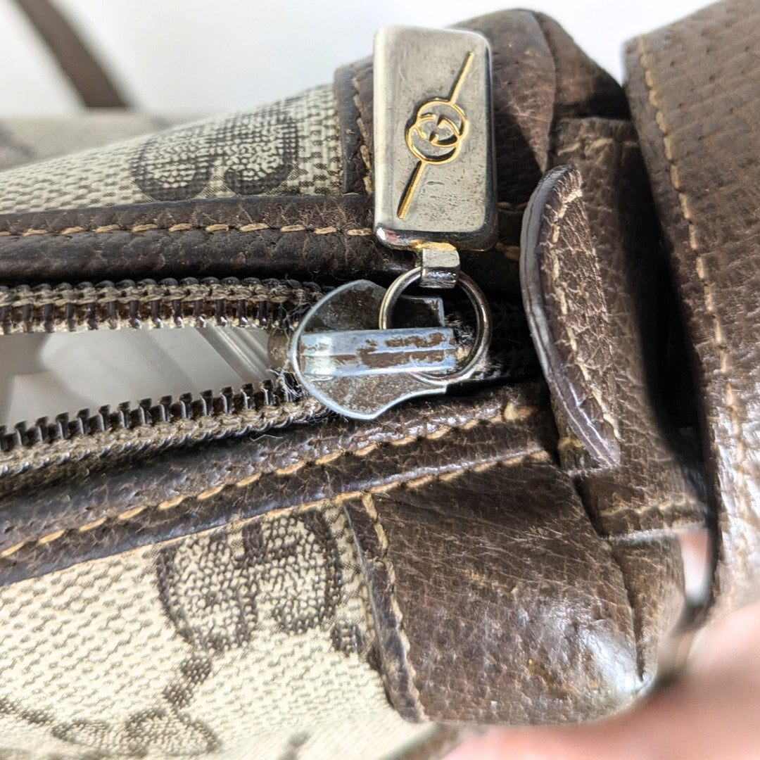 Pre-loved GUCCI Monogram Coated Canvas Crossbody Bag