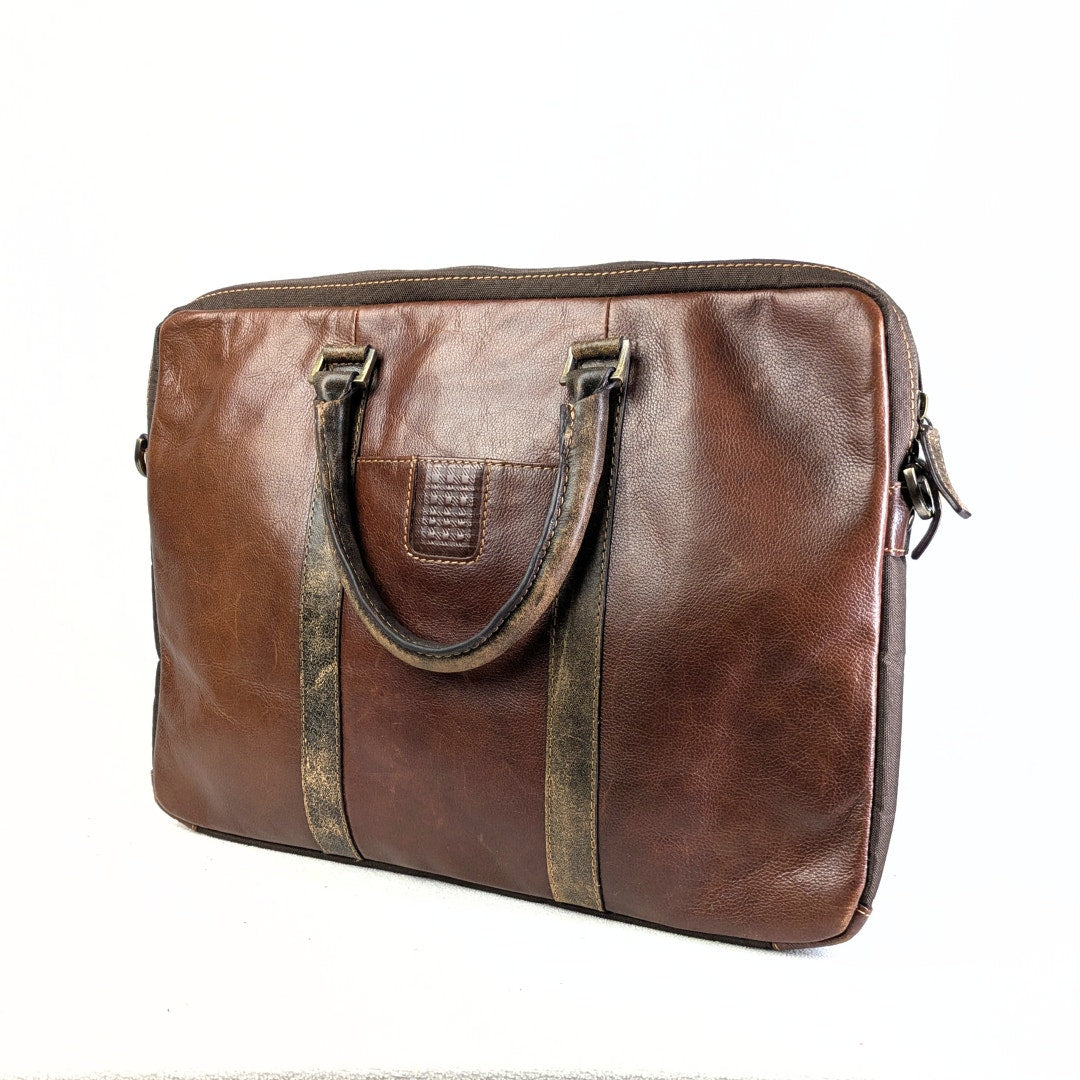 Pre-loved BOCONI Leather Briefcase